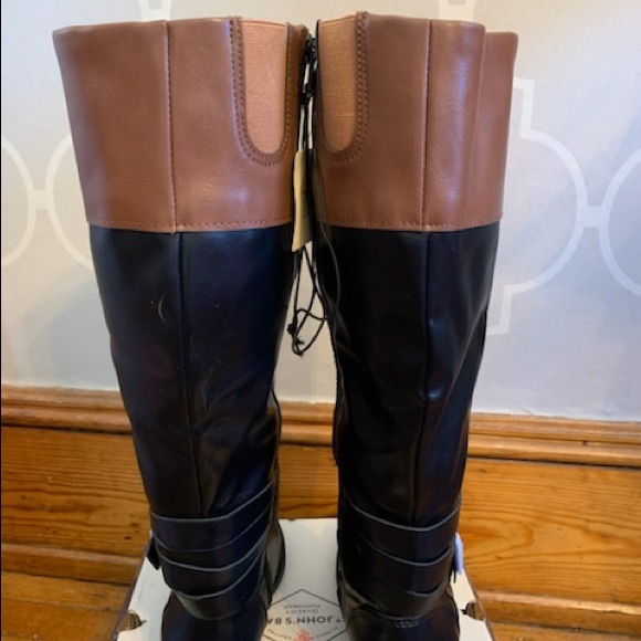 St. John’s Bay Women’s black/brown leather riding boots. - Picture 3 of 5